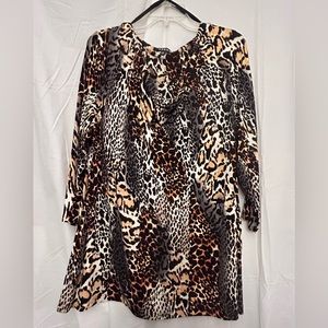 Chaus Women's 3/4 Sleeve Sz 1X Leopard Print Blouse / Tunic